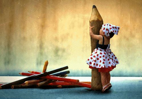 petite-fille-crayon.gif
